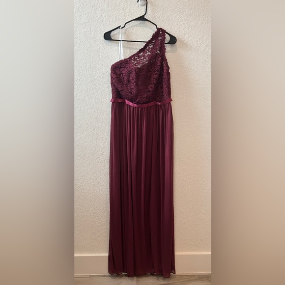 David's Bridal One Shoulder Burgundy Dress - Picture 1 of 8